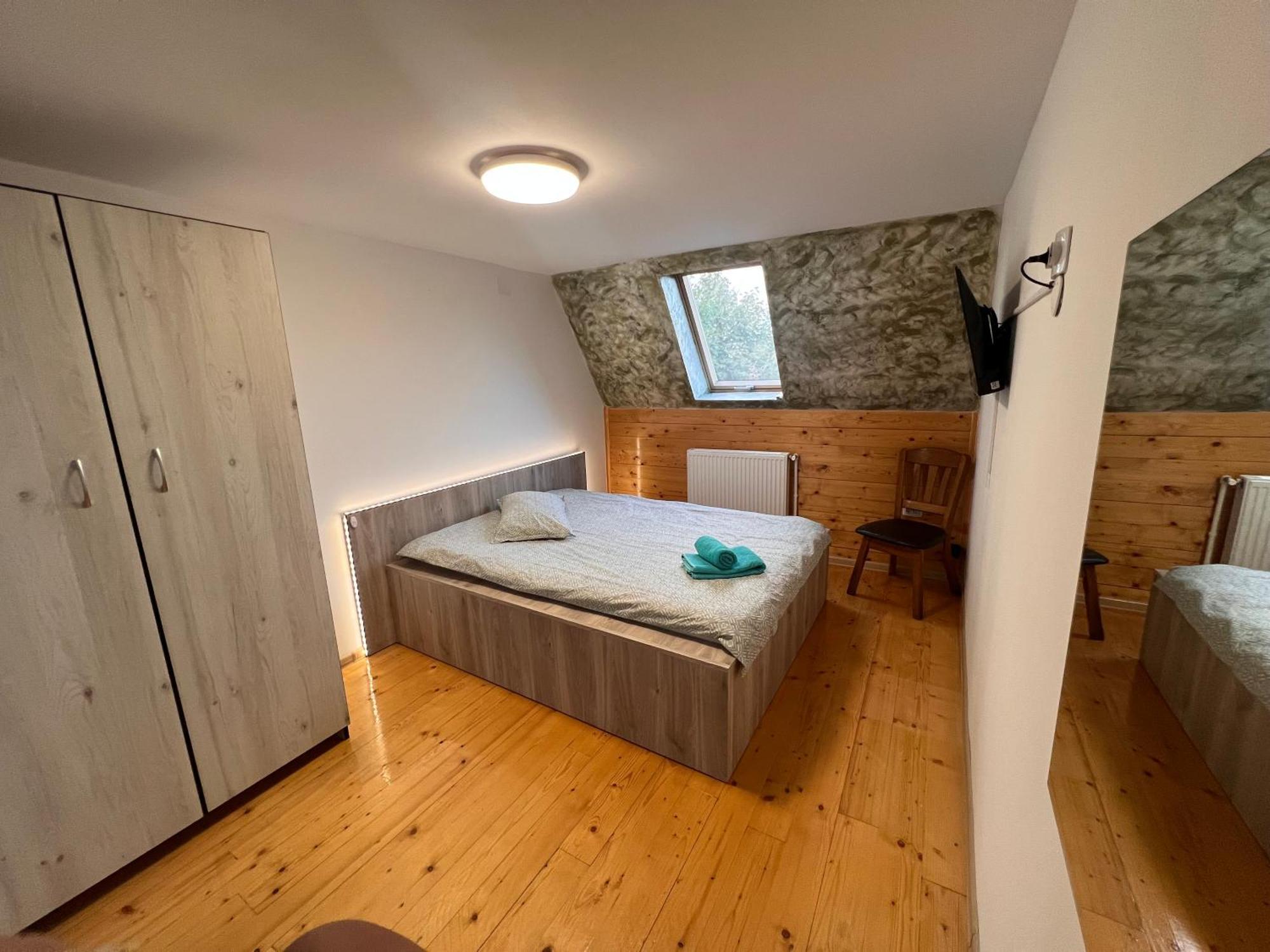 Little Bistro House Bed & Breakfast Targu Mures Exterior photo